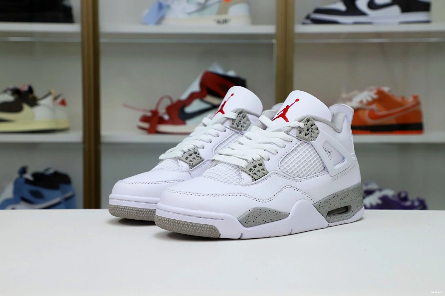 RETRO JORDAN 'WHITE OREO' 4 AIR 0921